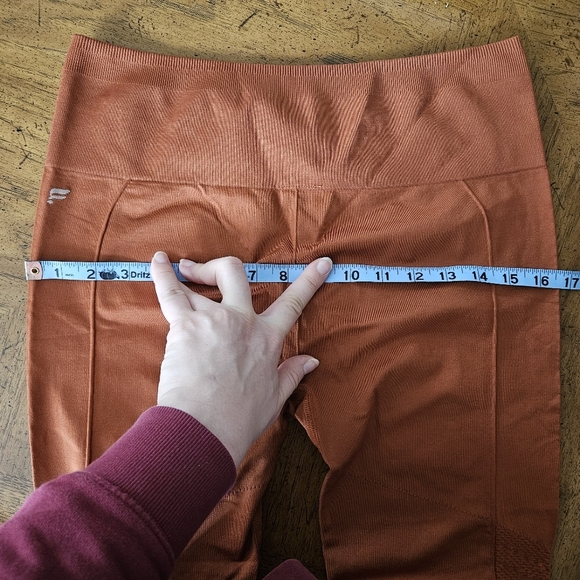 Fabletics Sync Seamless High-Waisted Legging Burnt Brick Athleisure Workout - Picture 7 of 11